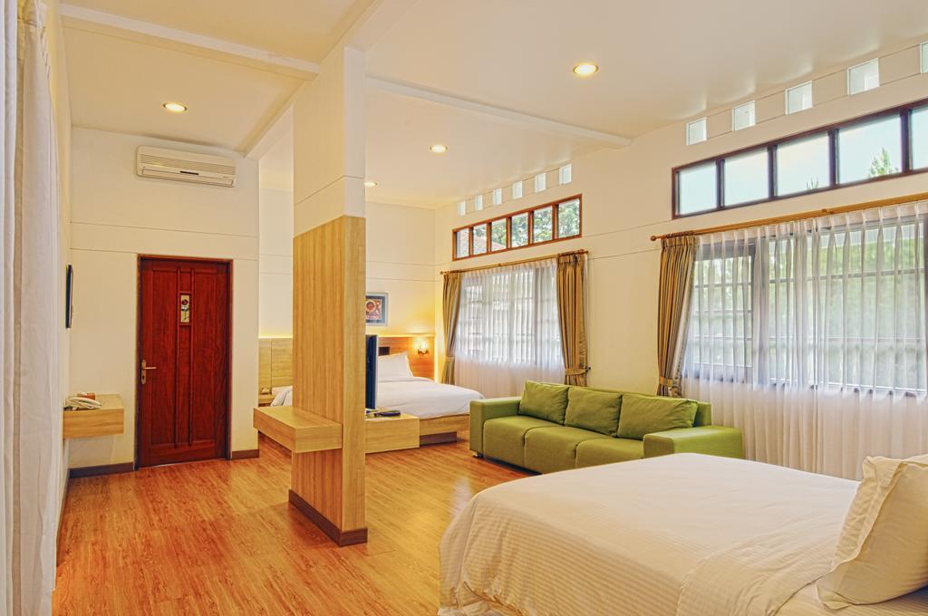 BUMI BANDHAWA HOTEL BANDUNG